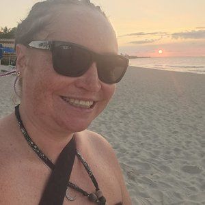 Meet your Posher, Lesley